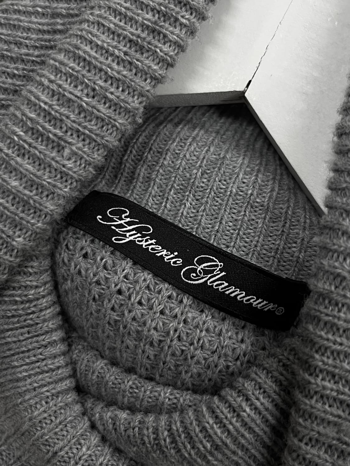 히스테릭 글래머 터틀넥 스웨터 그레이 상품이미지9