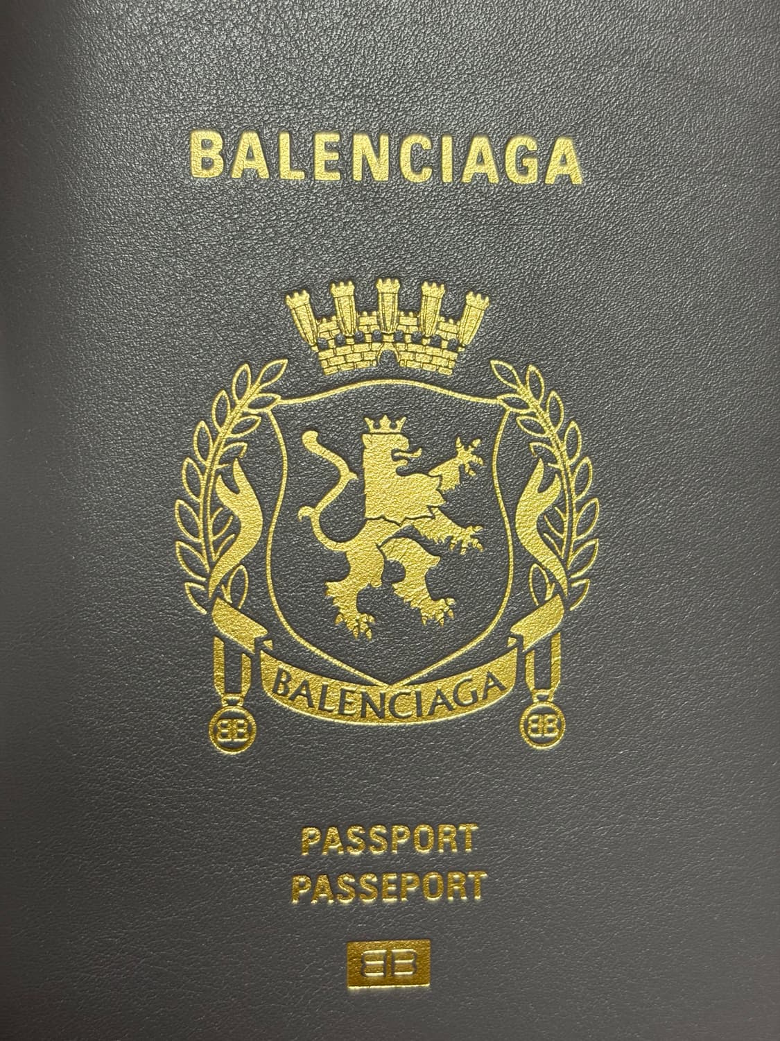 (미사용 새상품) 발렌시아가 패스포트 홀더 그레이 상품이미지4