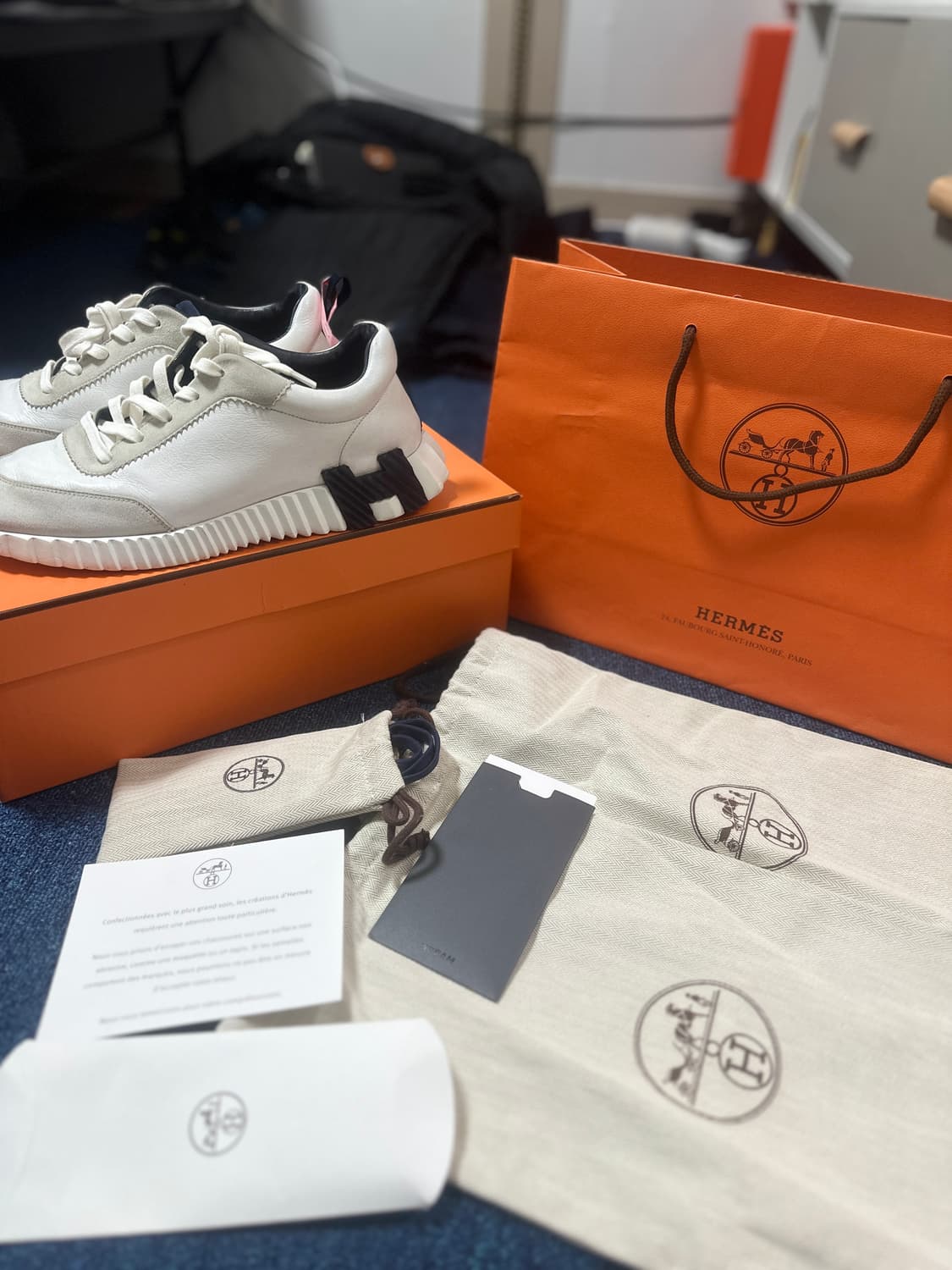 에르메스 바운싱 블랑 스웨이드 스니커즈 41.5 상품이미지1