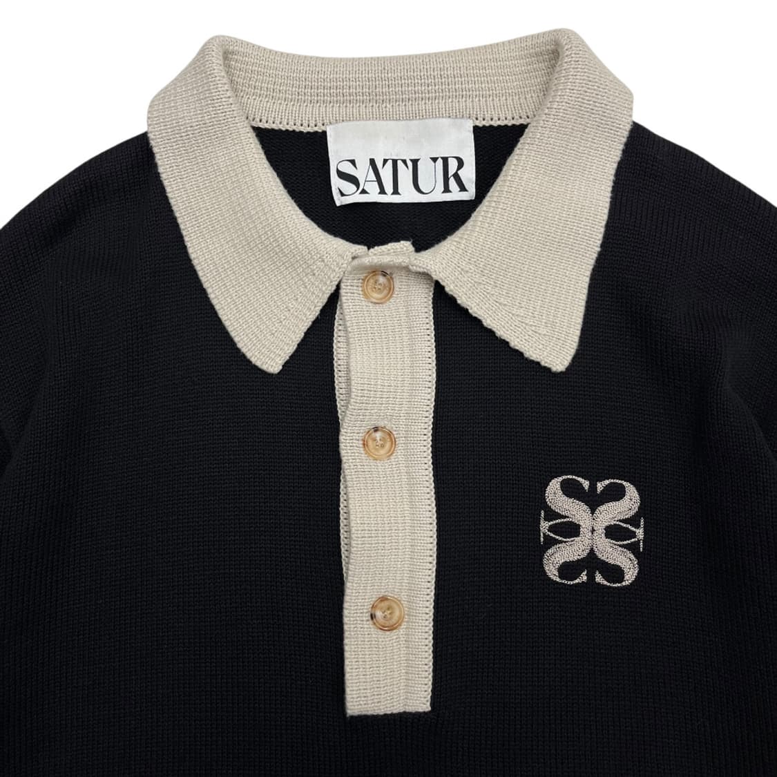 세터 블랙 카라 반팔니트 상품이미지4