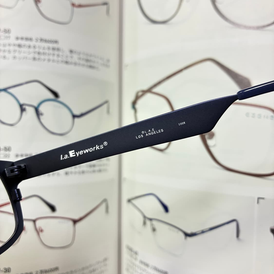 l.a. EYEWORKS 엘에이 아이웍스 네이비 스퀘어 티타늄 안경 상품이미지4