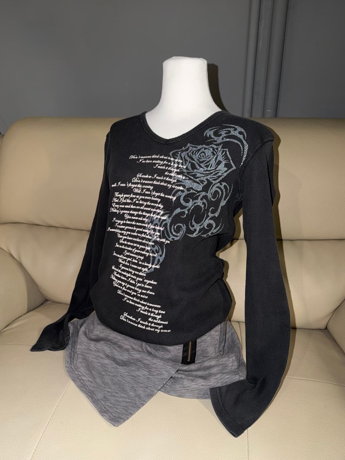 punk lettering detail long sleeve 상품이미지1