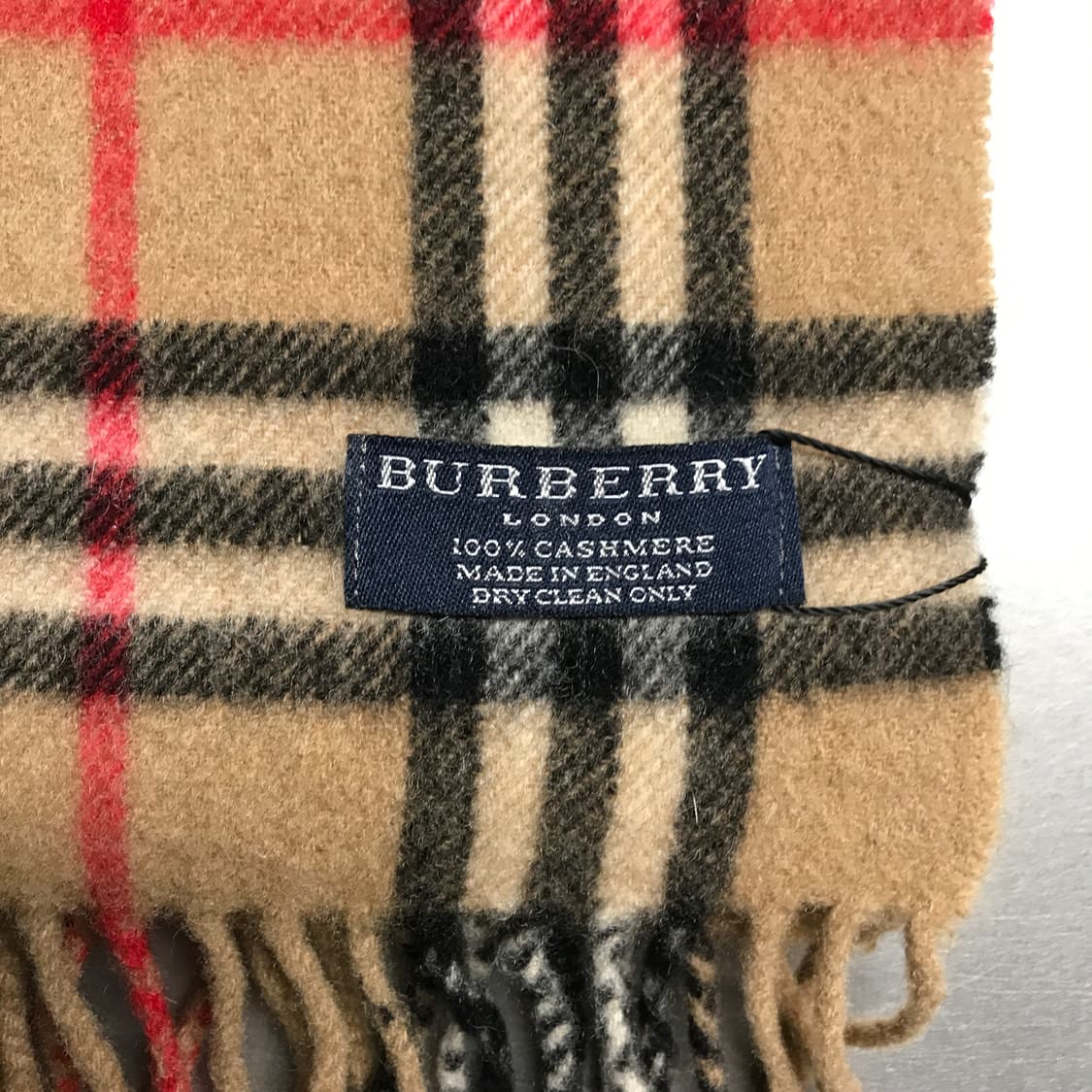 버버리 정품 캐시미어 머플러 베이지 상품이미지4
