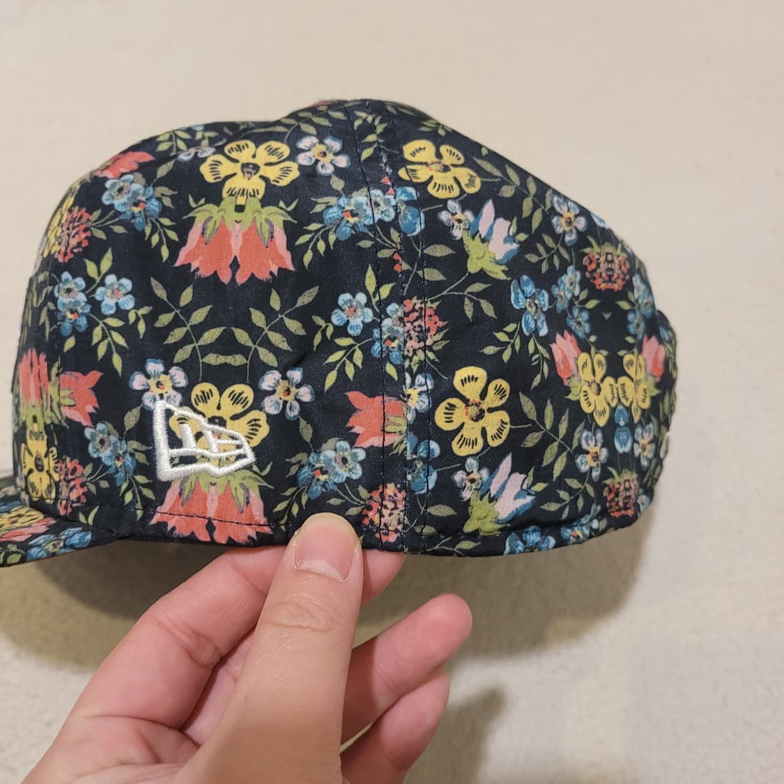 뉴에라 X 슈프림 플라워 캡 60.6 상품이미지3