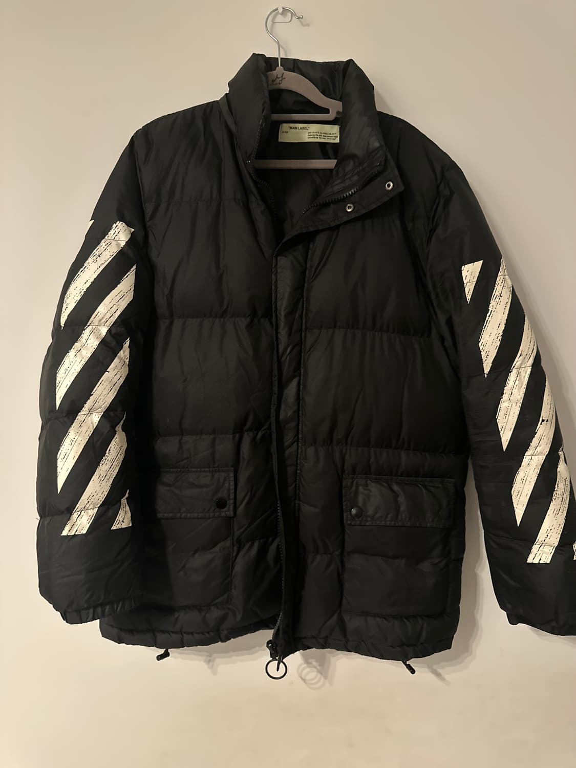 오프화이트 17FW 디아고 브러쉬드 다운 패딩 상품이미지2