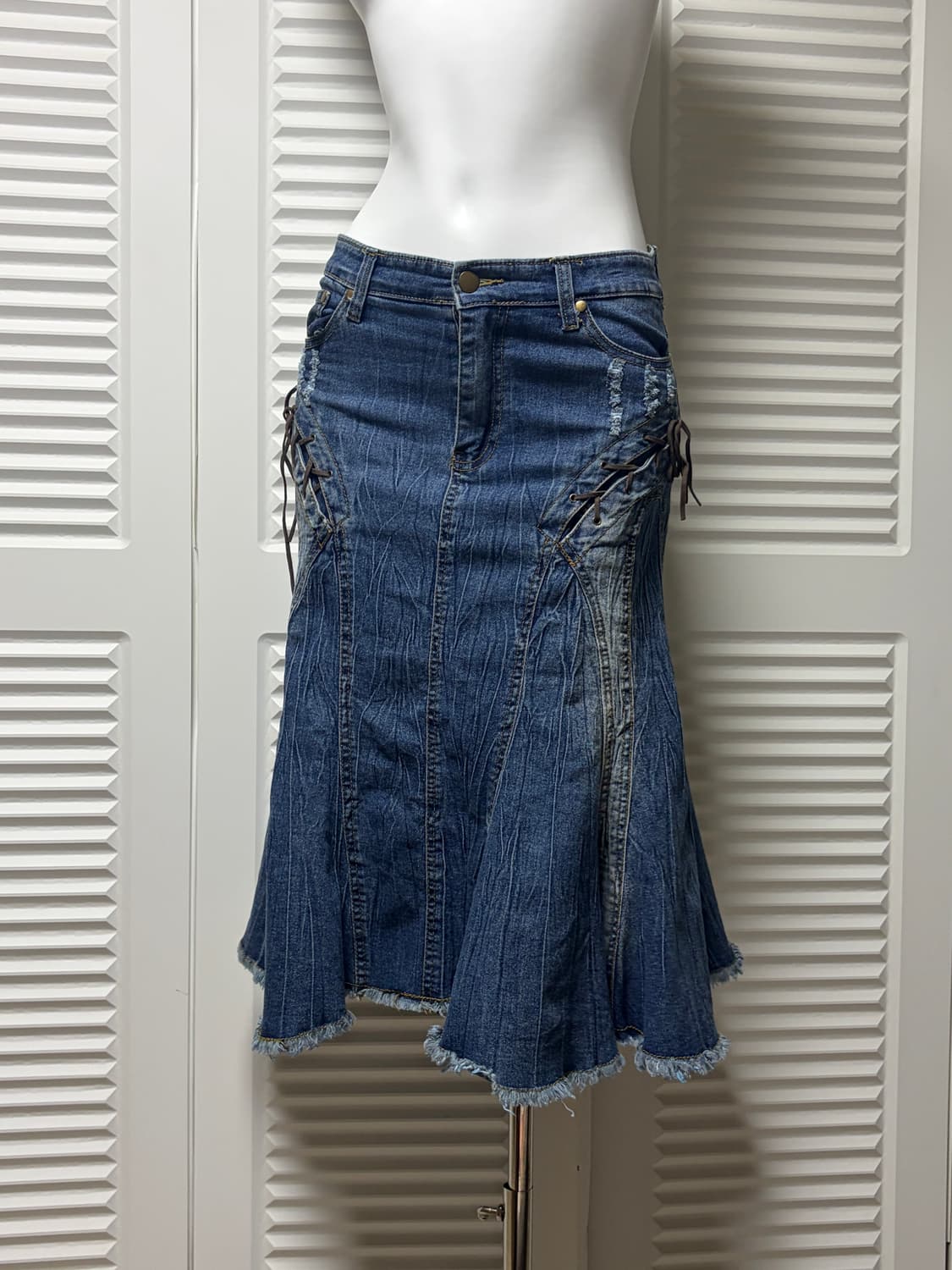JPN Gored Washed Denim Skirt Mid Blue 상품이미지4