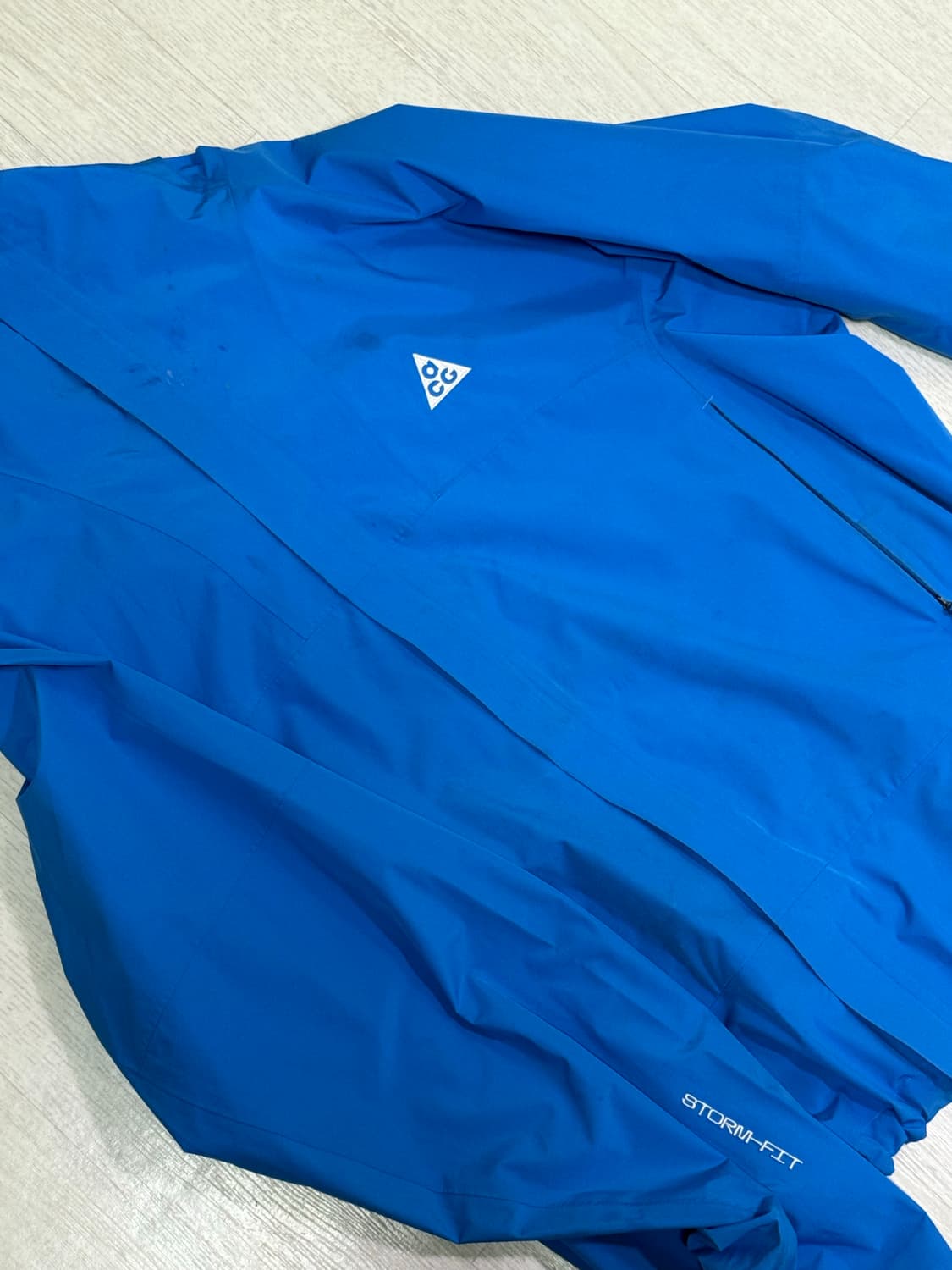 나이키 ACG 바람막이 L 상품이미지3