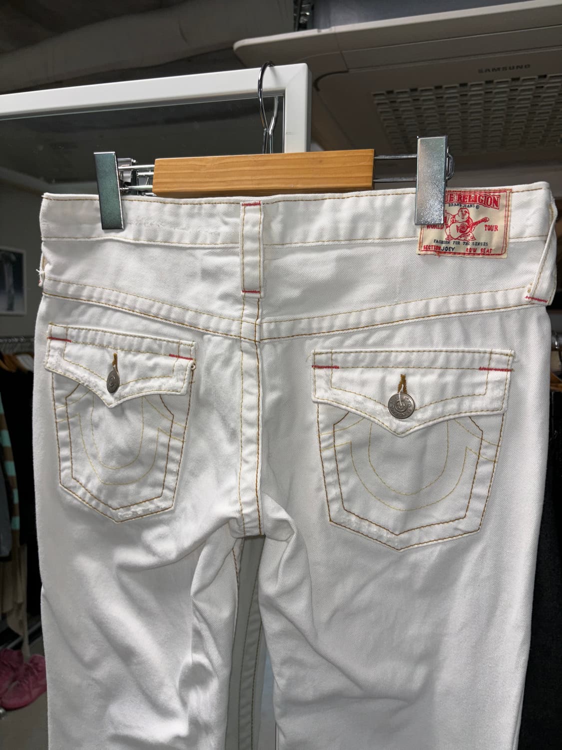 트루릴리전 화이트 로우라이즈 플레어진 상품이미지7