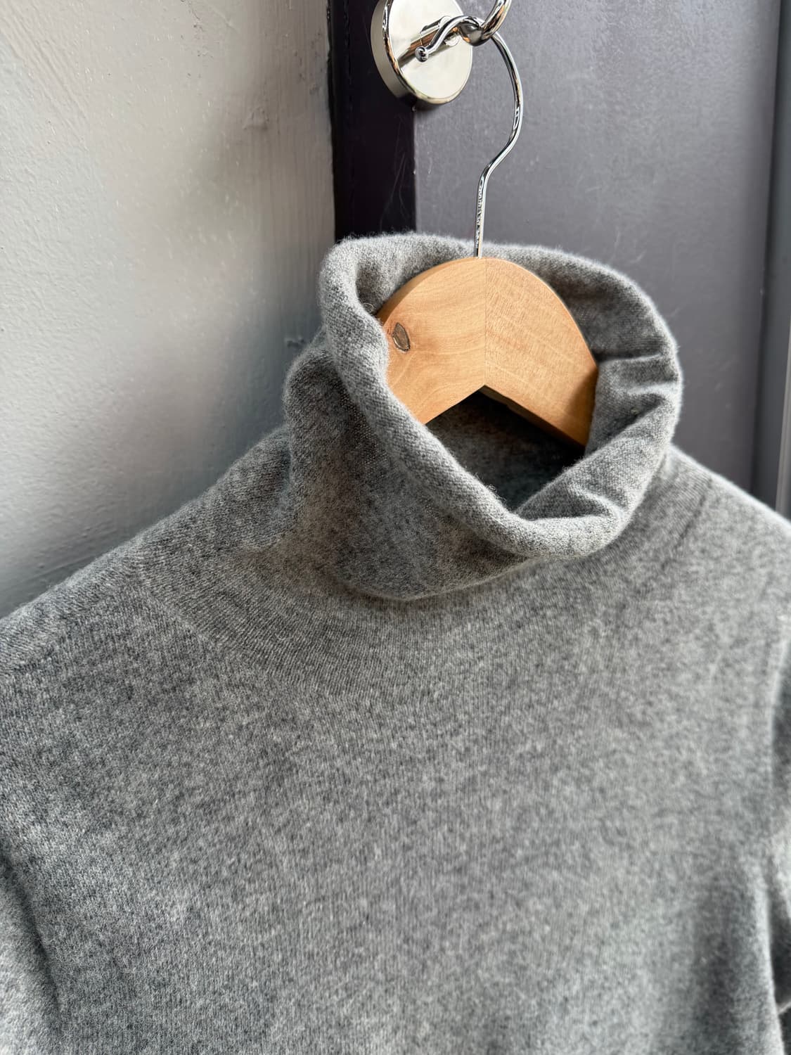 에토스 캐시미어 블랜딩 하이넥 니트 상품이미지6