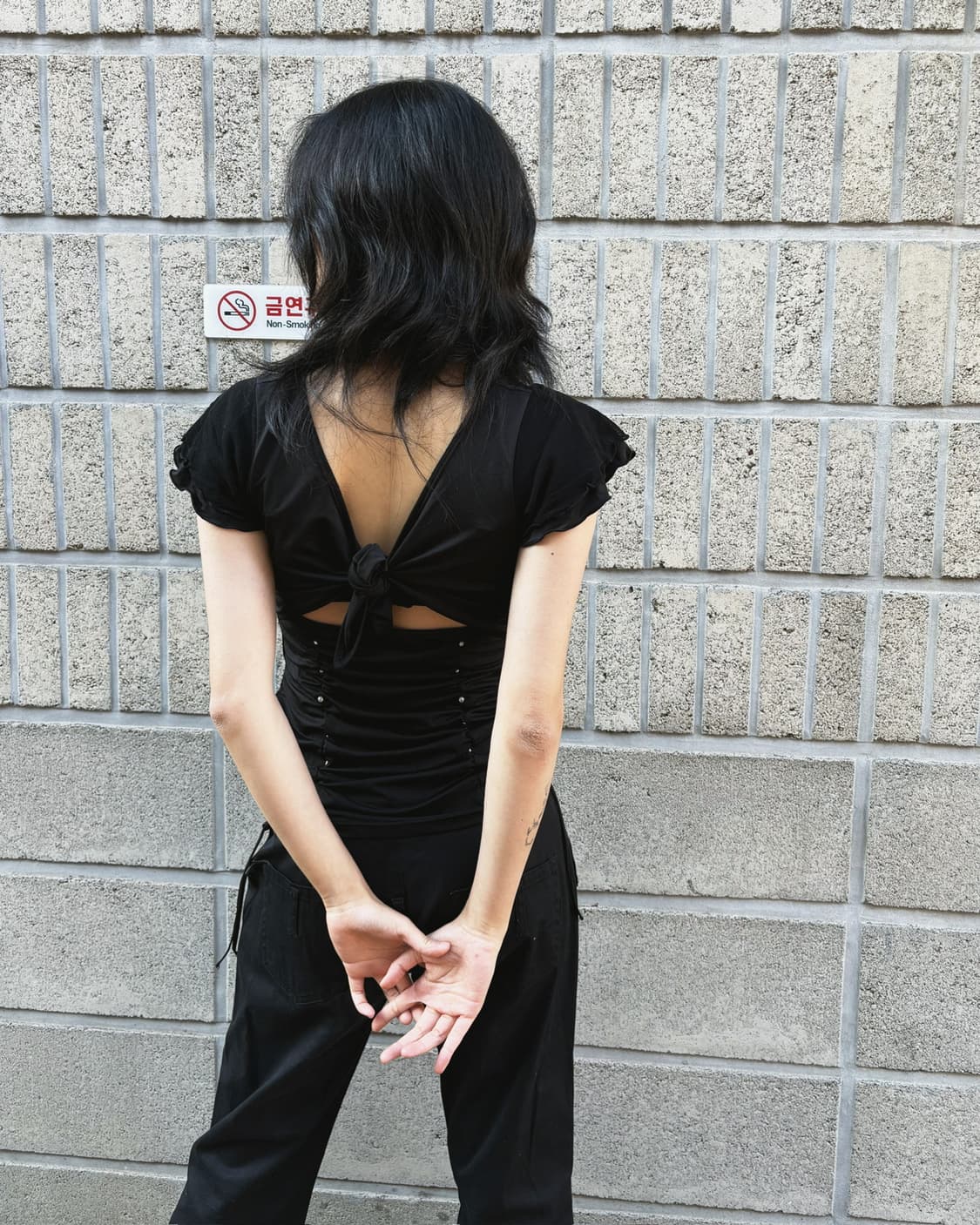 오즈온 백 오픈 디테일 져지 탑 상품이미지1