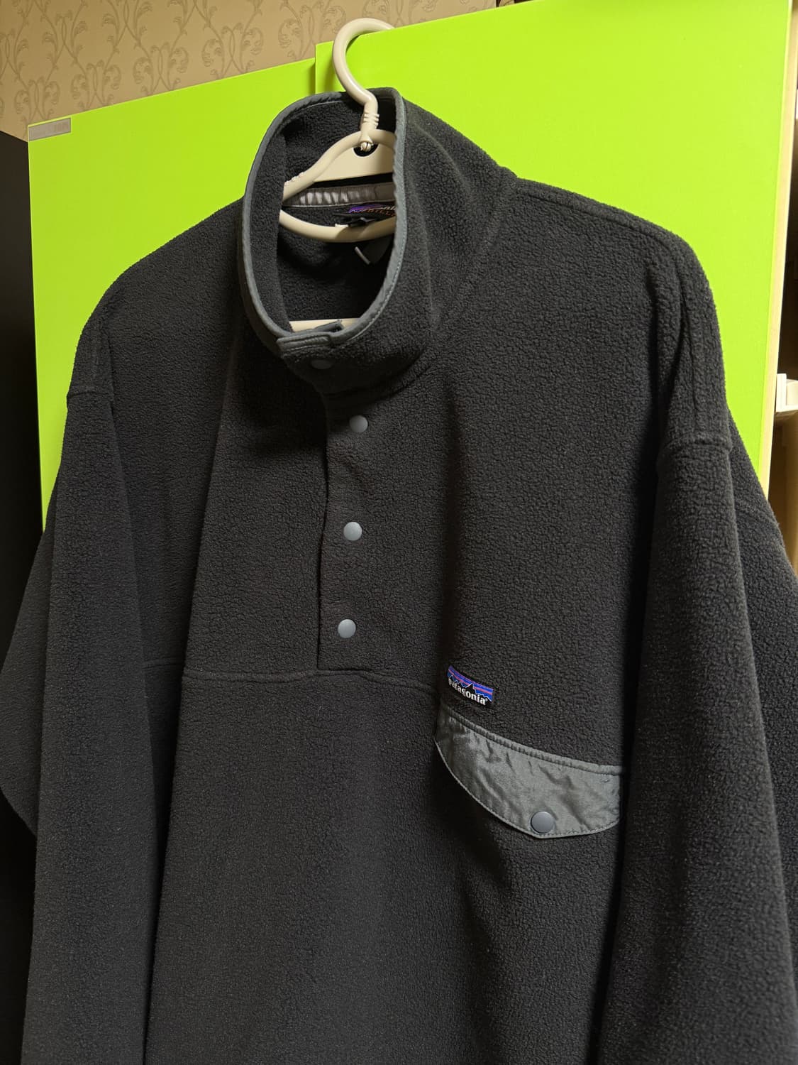 파타고니아 신칠라 블랙 포지그레이 헤비웨이트 상품이미지1