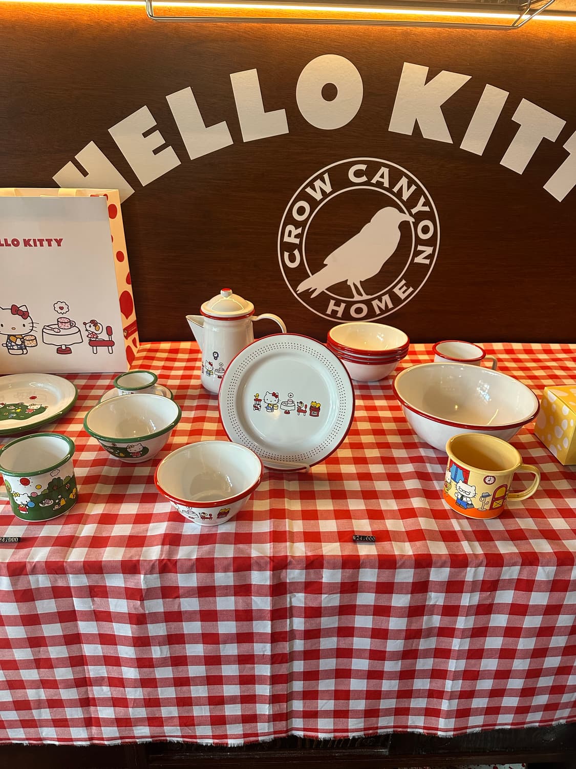 크로우캐년 헬로키티 콜라보 상품이미지1