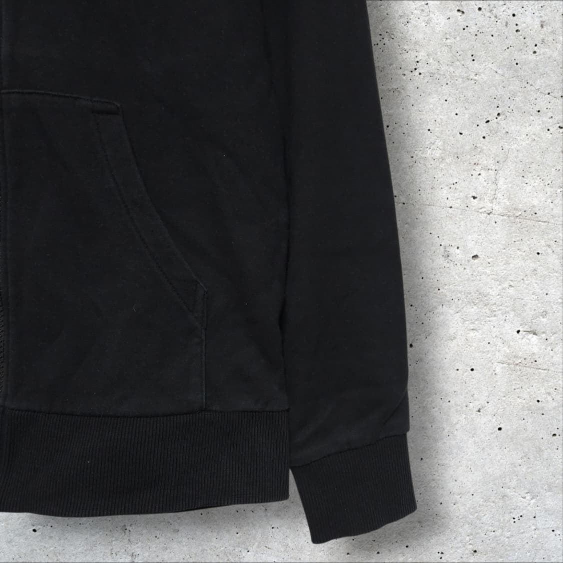 휠라 로고 블랙 후드집업 (90/S) 상품이미지5