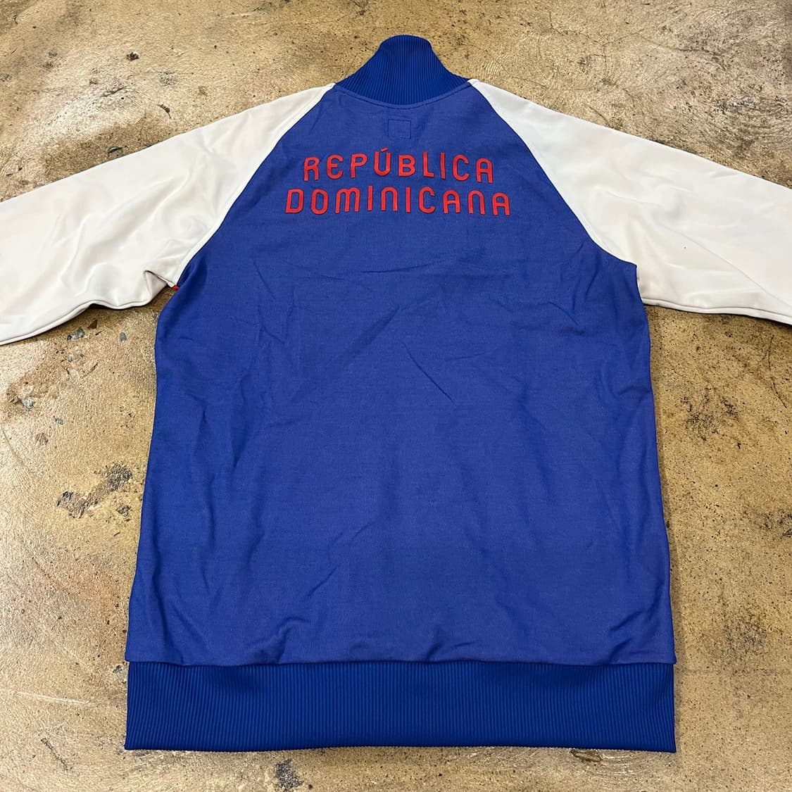 아디다스 도미니카 화이트 레드 블루 져지 트랙탑 105 상품이미지4