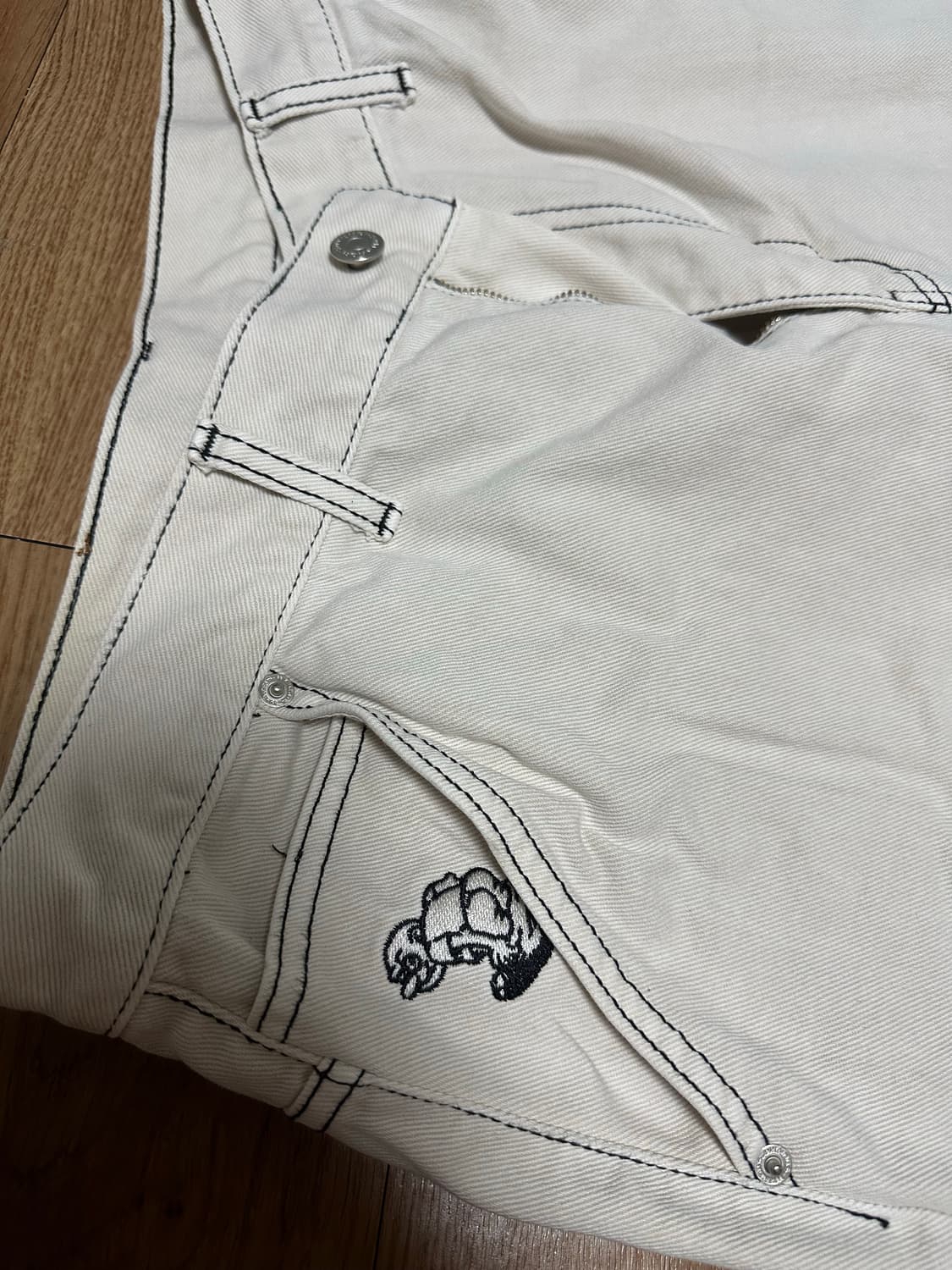 위캔더스 DRAGGY WORK PANTS (IVORY) 상품이미지3