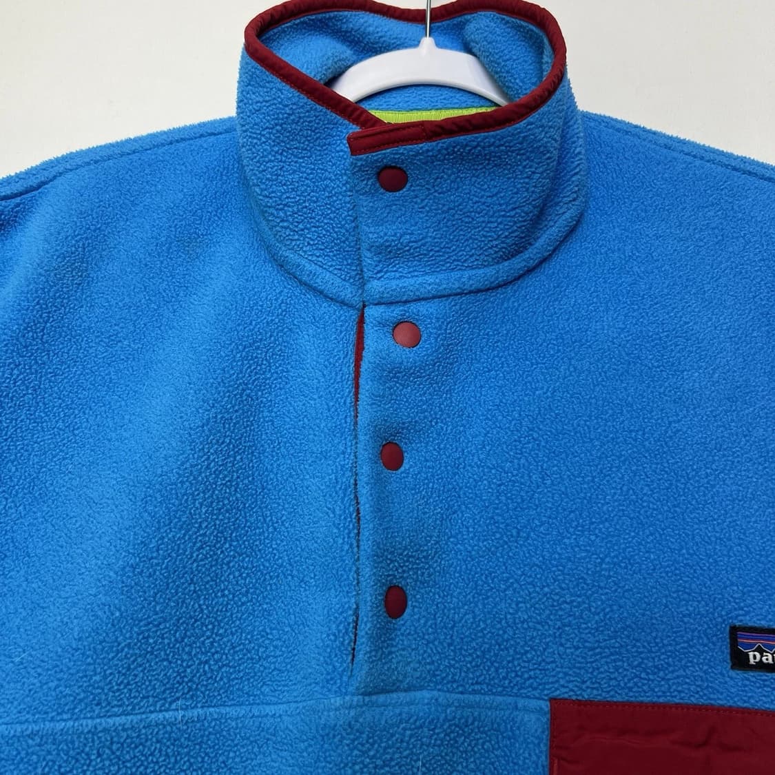 파타고니아 신칠라 스냅-T 블루/레드 상품이미지2