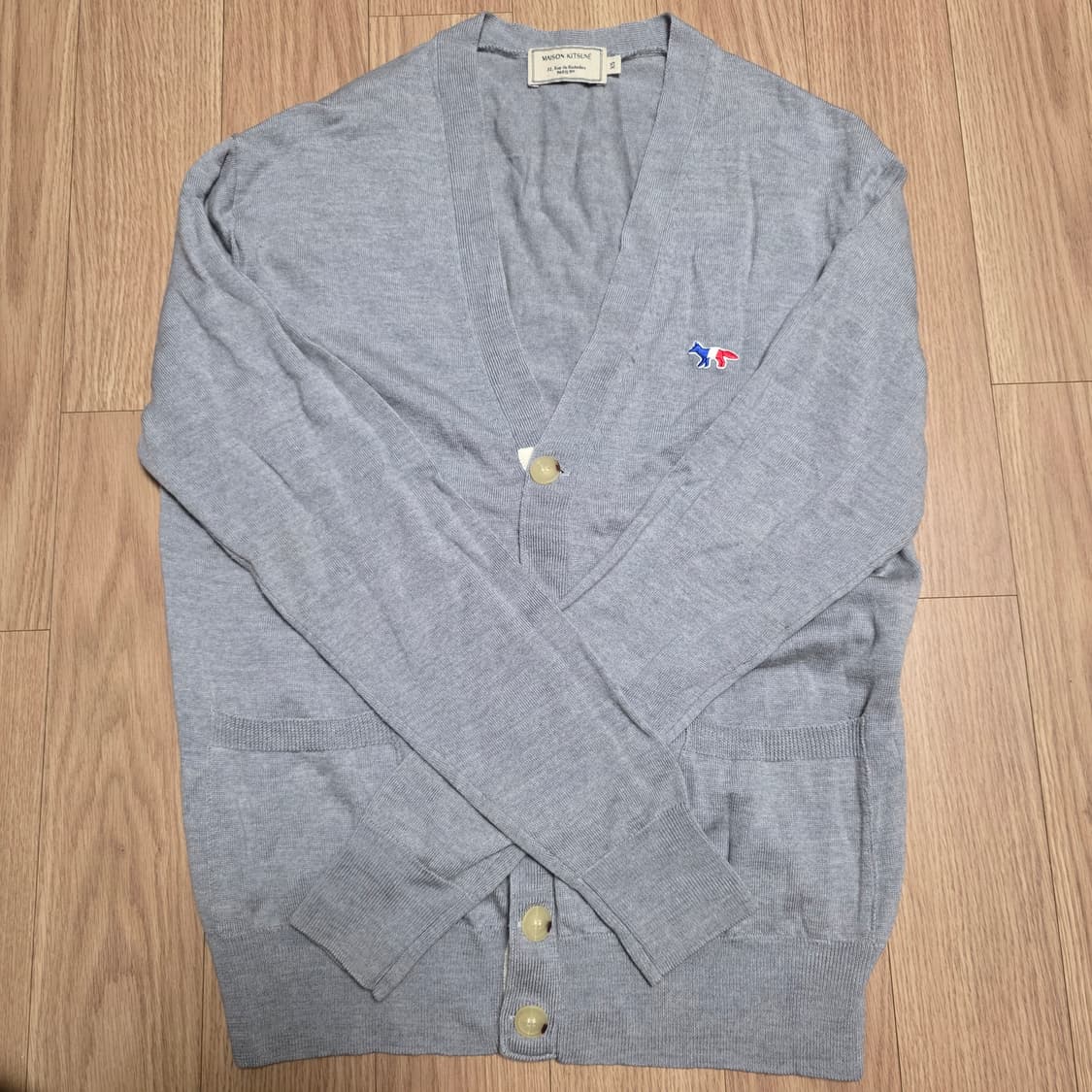 XS) 메종키츠네 트리칼러 폭스 패치 울 가디건 상품이미지1