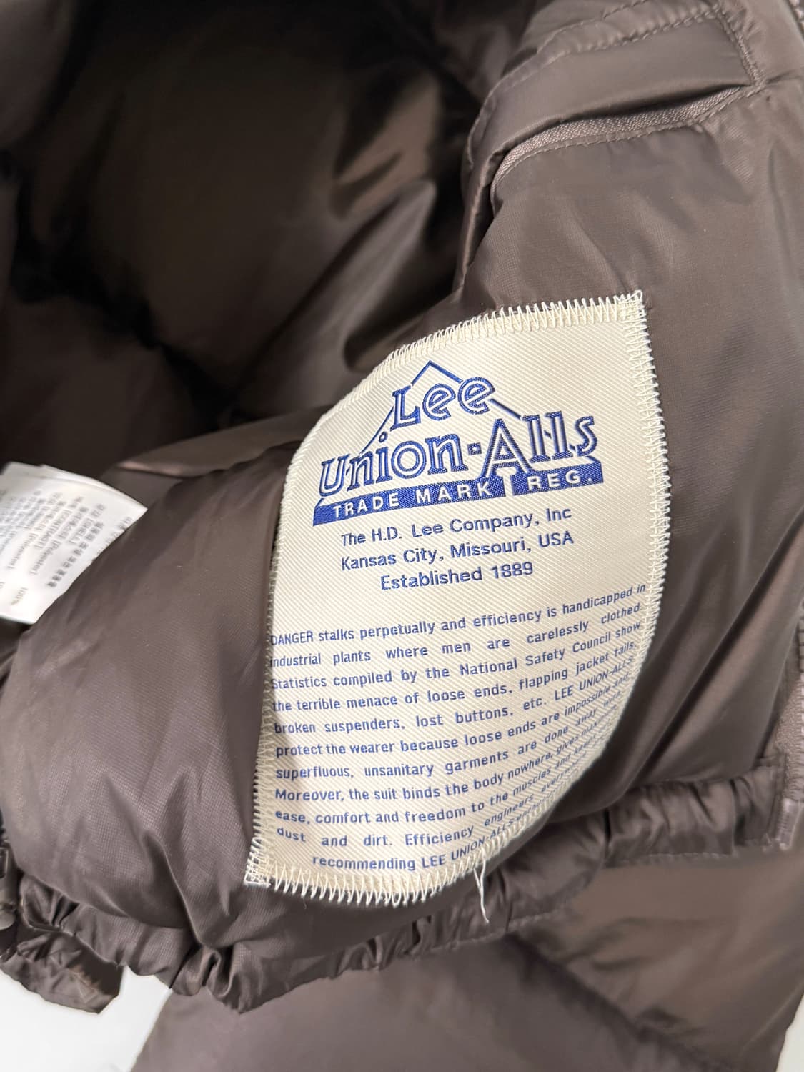 리 LEE 23fw 딥브라운 릿지 투웨이 다운 패딩 상품이미지10