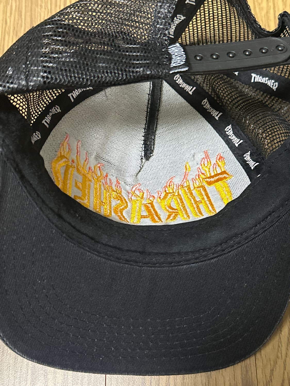 트래셔 플레임 로고 메쉬 캡 상품이미지2