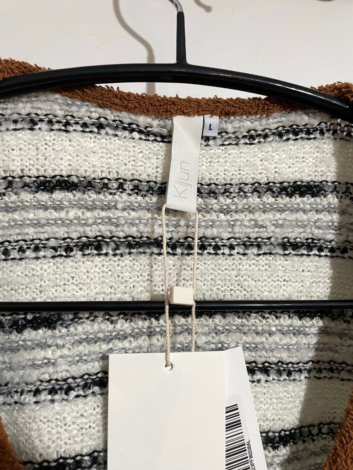 기준 스트라이프 유넥 니트 상품이미지7