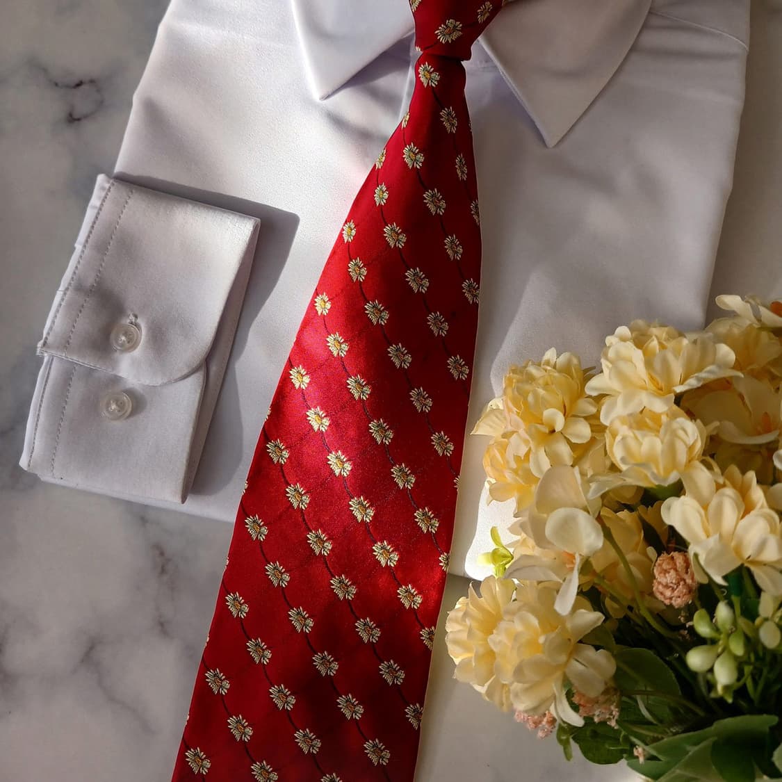 지방시 실크 레드 플라워 패턴 넥타이 9.6cm A등급 A19235
 상품이미지8