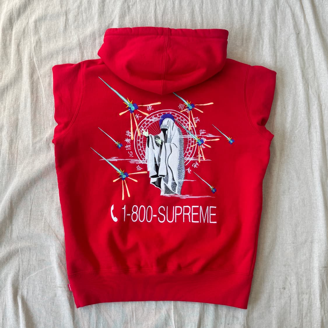 슈프림 19fw 1-800 자수 레드 후드 S 상품이미지1