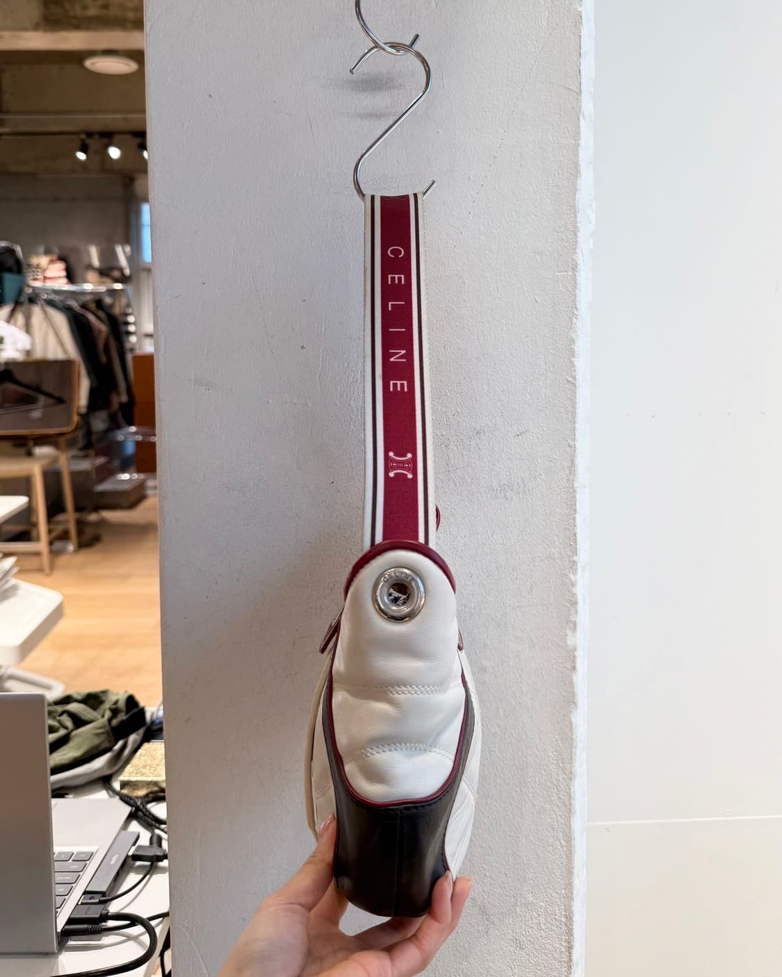 셀린느 화이트 레드 02s 피파 월드컵 레더 숄더백  상품이미지3