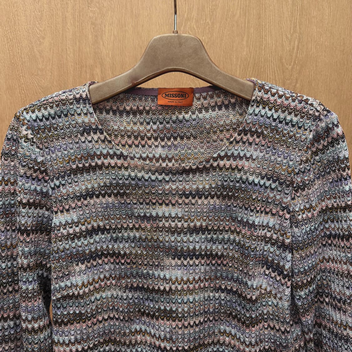 미쏘니 긴팔 니트 롱슬리브 지그재그 패턴 디테일 라운드넥 멀티 컬러 상품이미지4