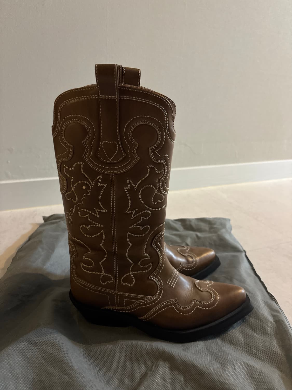 Ganni western boots 상품이미지2