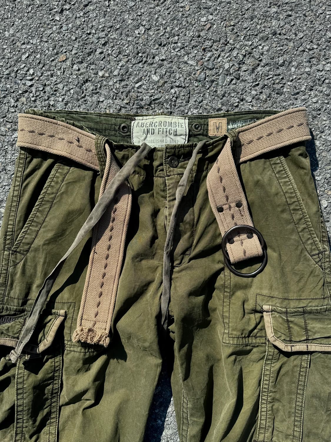 Abercrombie & Fitch – Belted Cargo Pants 상품이미지2