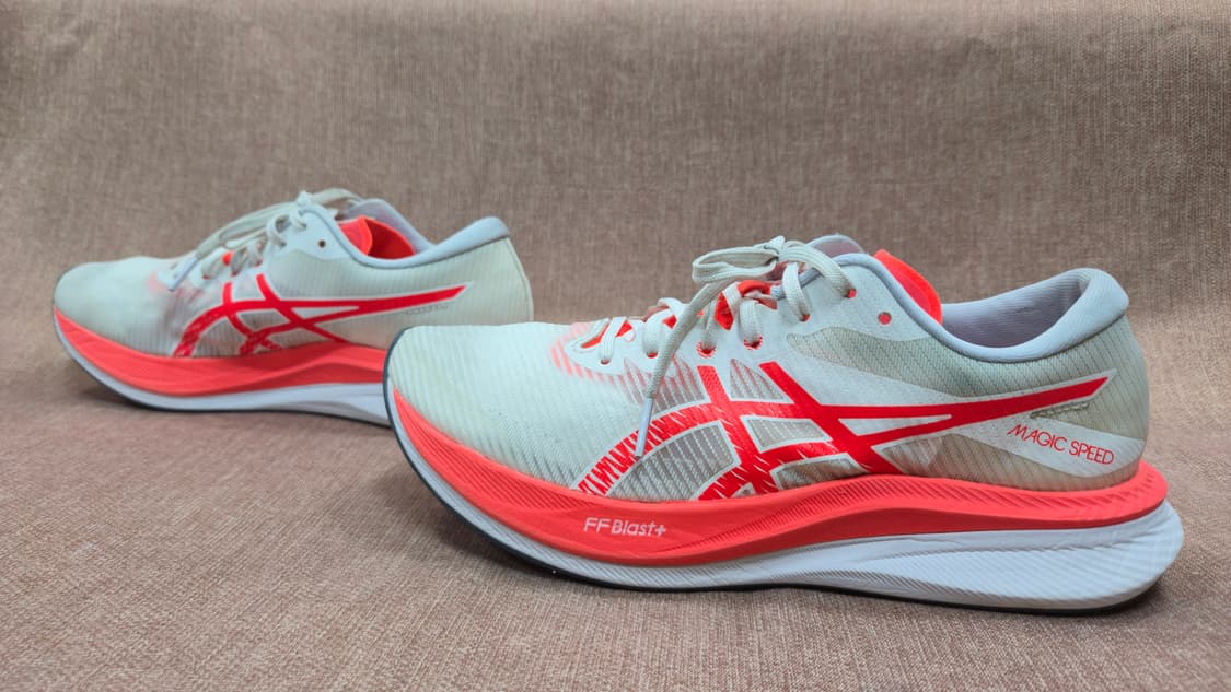 아식스 265mm- 매직 스피드 3 러닝화 상품이미지4