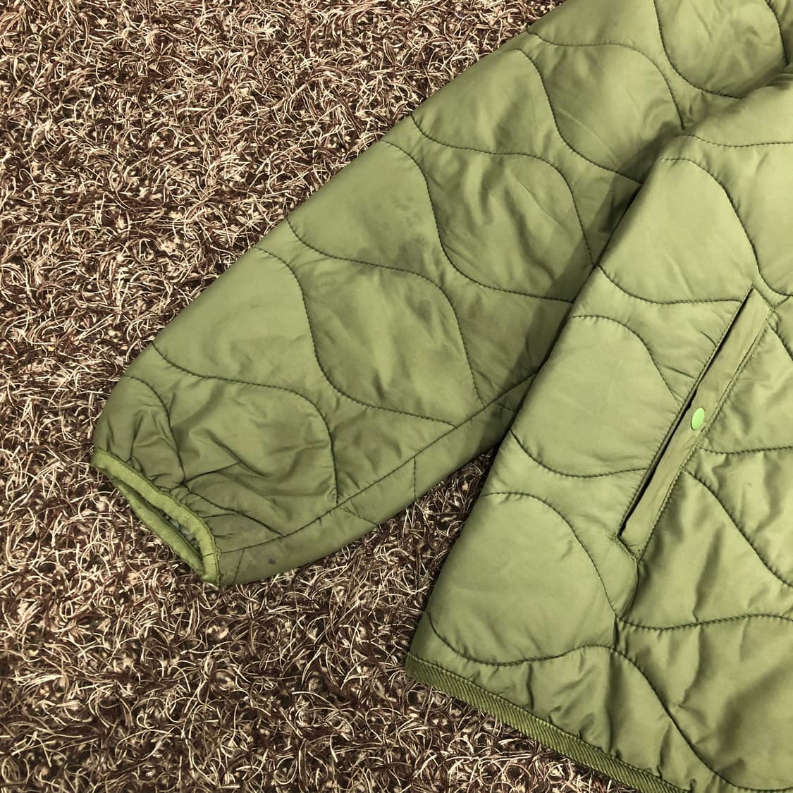 챔피온 C로고 라운드 넥 경량 패딩 누빔 퀄팅 자켓 상품이미지4