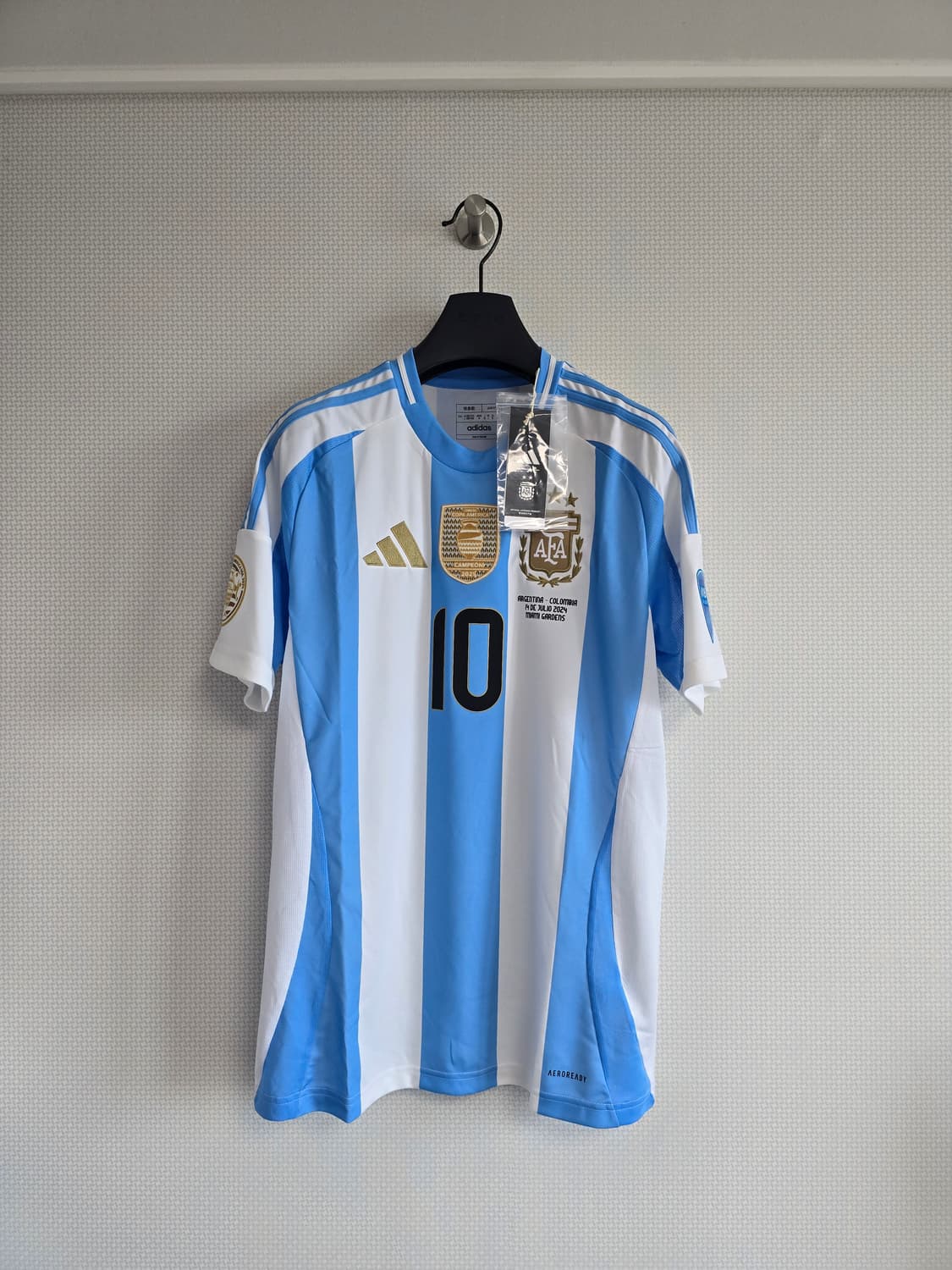 24-26 아르헨티나 홈 유니폼 리오넬 메시 COPA FINAL 버전 상품이미지2