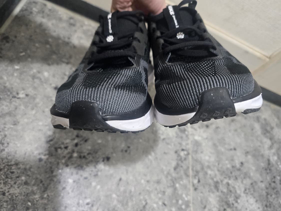 나이키 에어 줌 스트럭처25 블랙 245mm 여성 상품이미지8