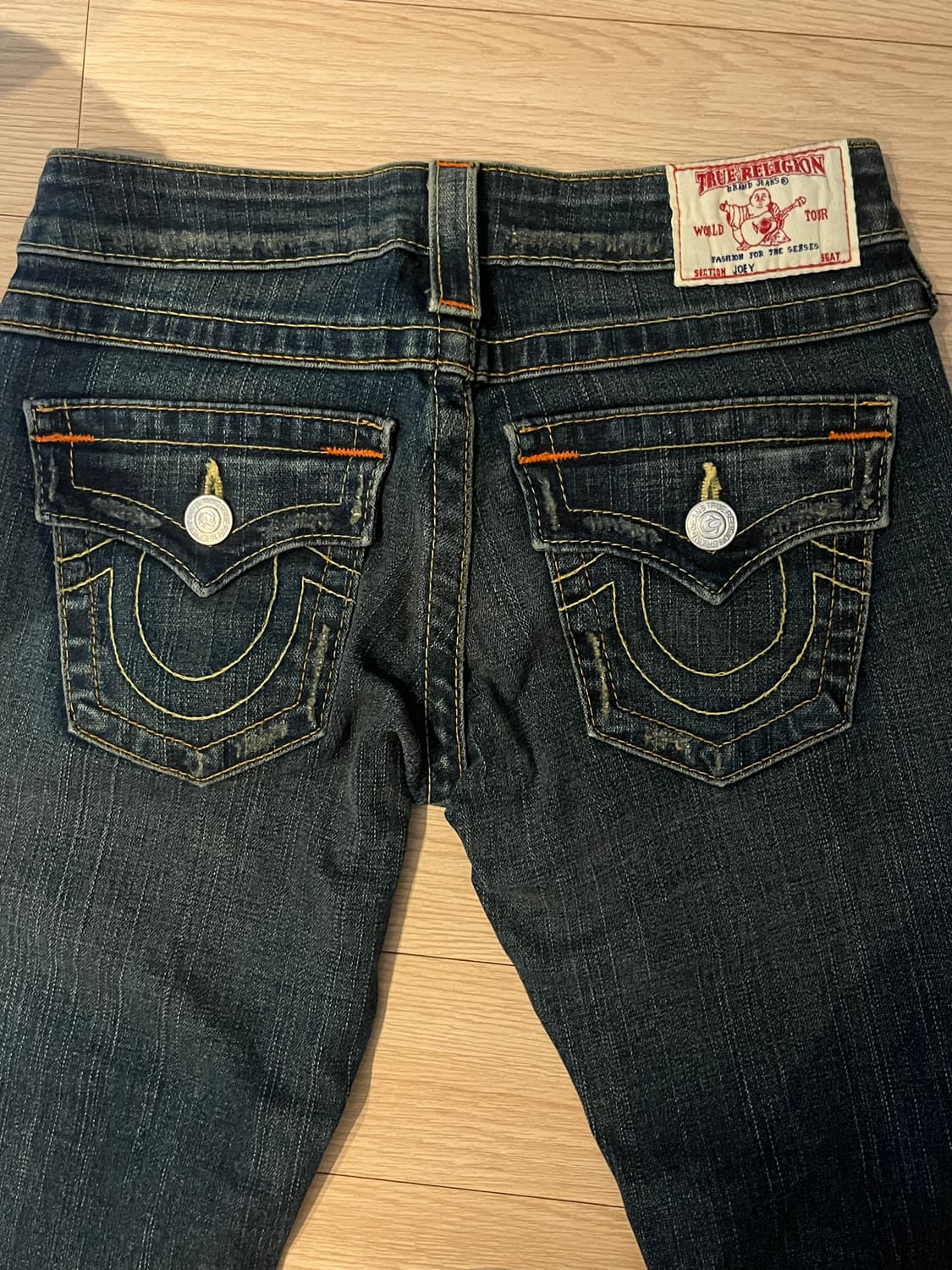 택o새상품) 트루릴리전 로우라이즈 부츠컷 데님 청바지 조이 상품이미지5