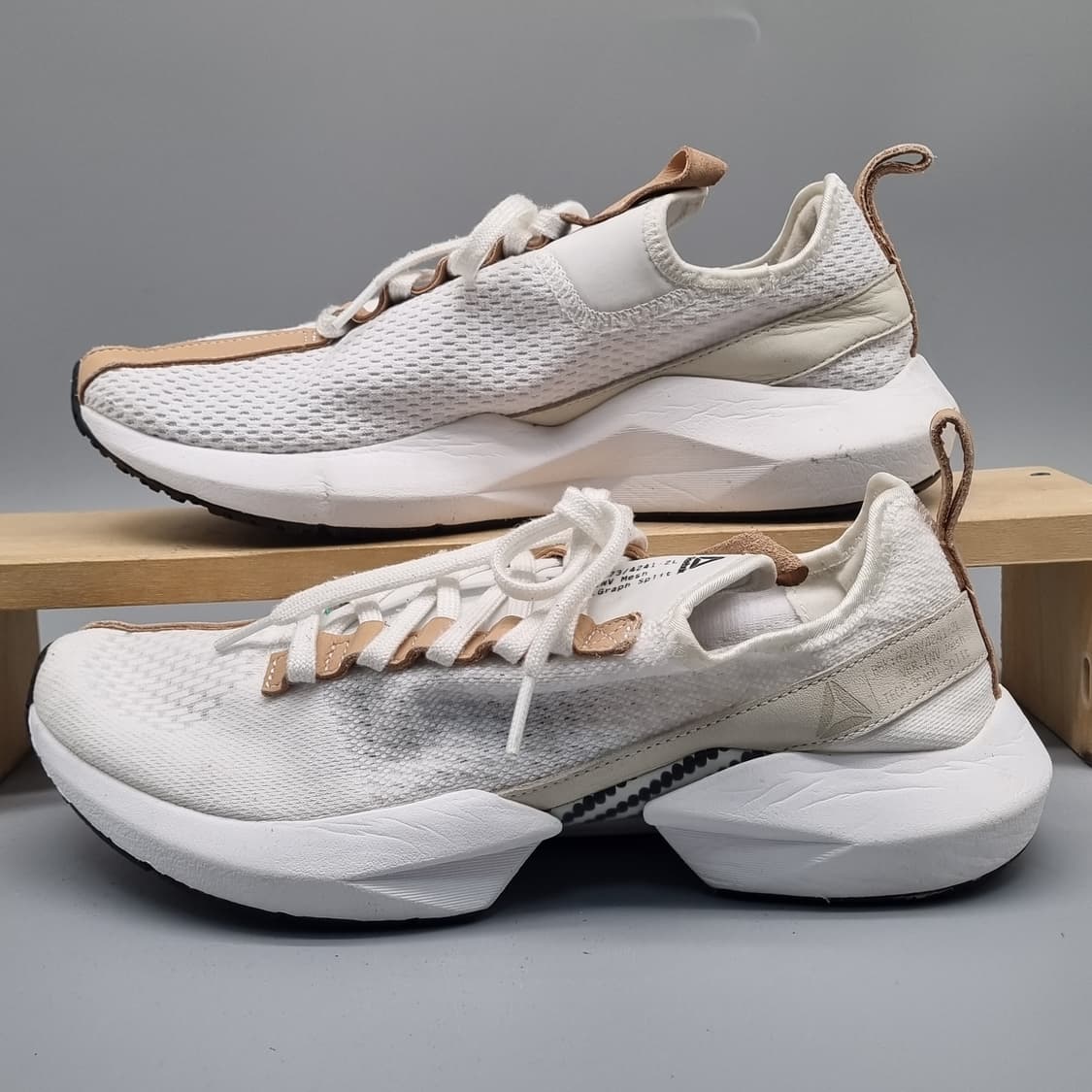 리복 솔퓨리 럭스 남성운동화275 상품이미지1