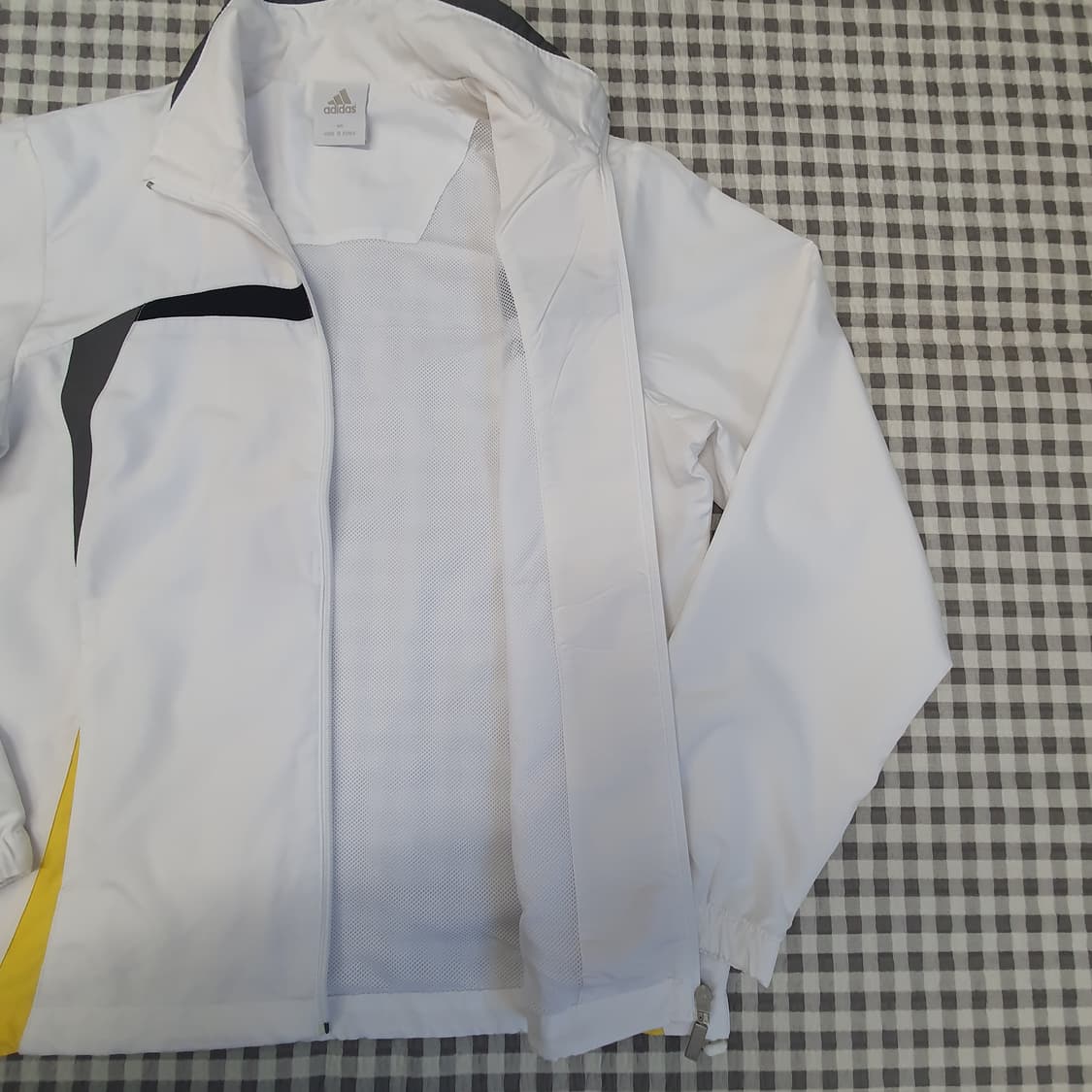아디다스 얇은 바람막이 자켓 남자95 상품이미지5