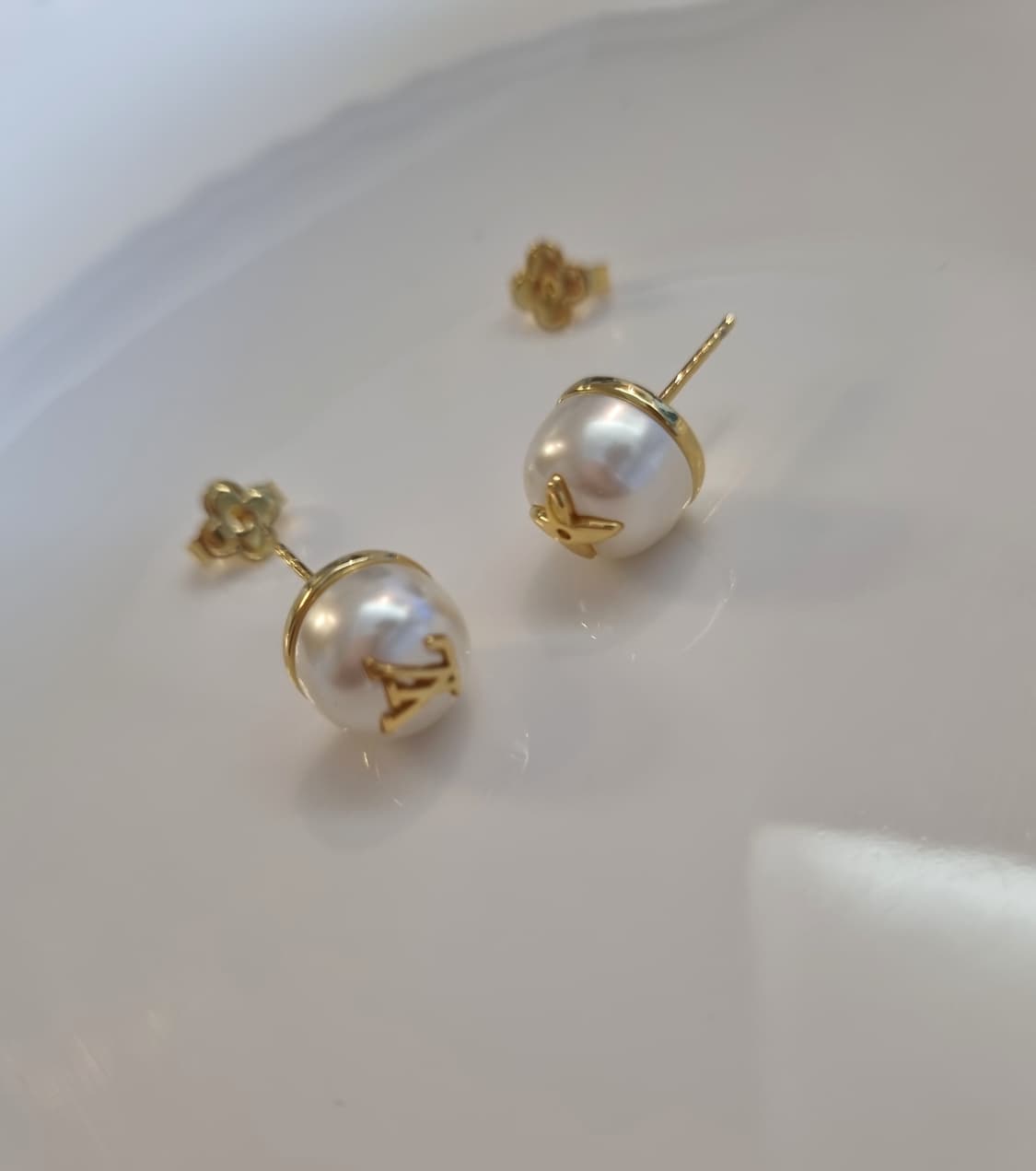 루이비통 업사이클링 진주 귀걸이 상품이미지2