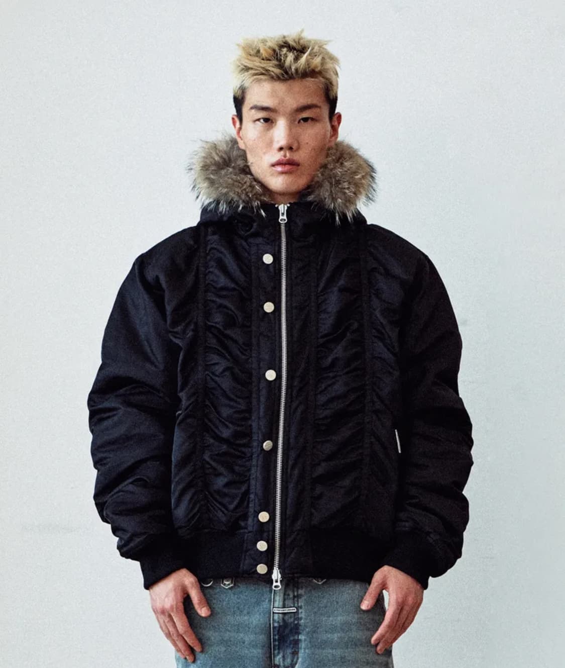더바이닐하우스FUR HOODED MA-1 JACKET BLACK 상품이미지2
