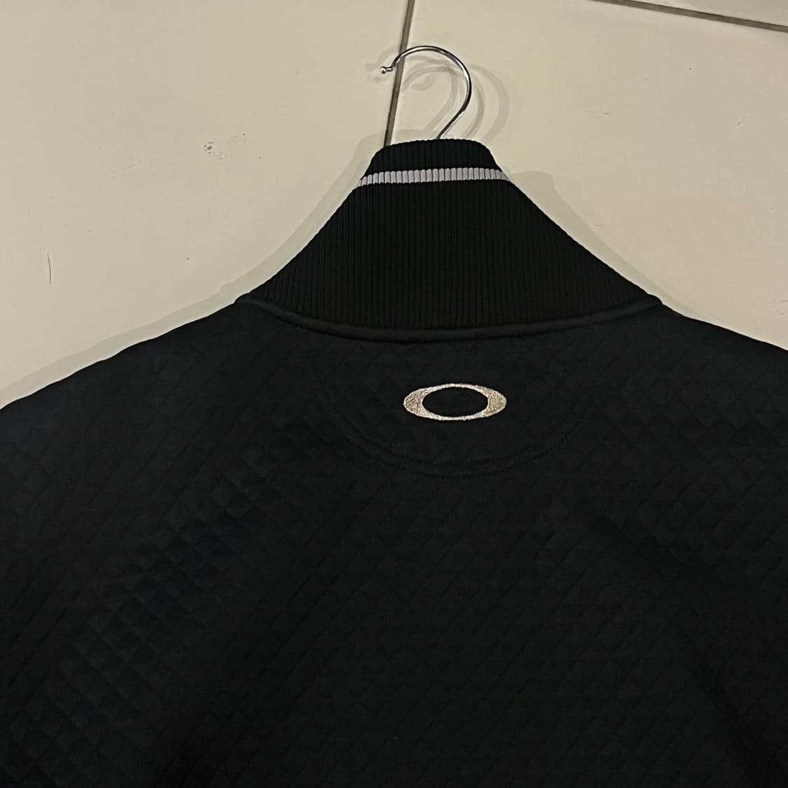 일본판 오클리 투웨지 집업 자켓 상품이미지3