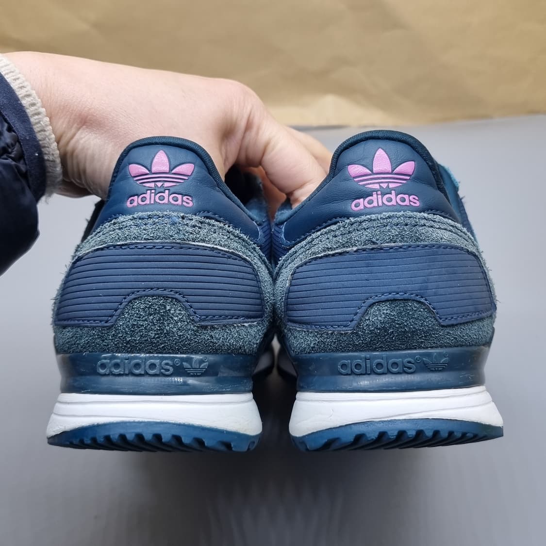 아디다스 ZX700 운동화 225 상품이미지4