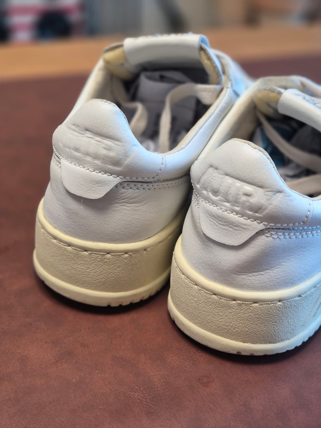 240-245(38) 오트리 메달리스트  상품이미지5