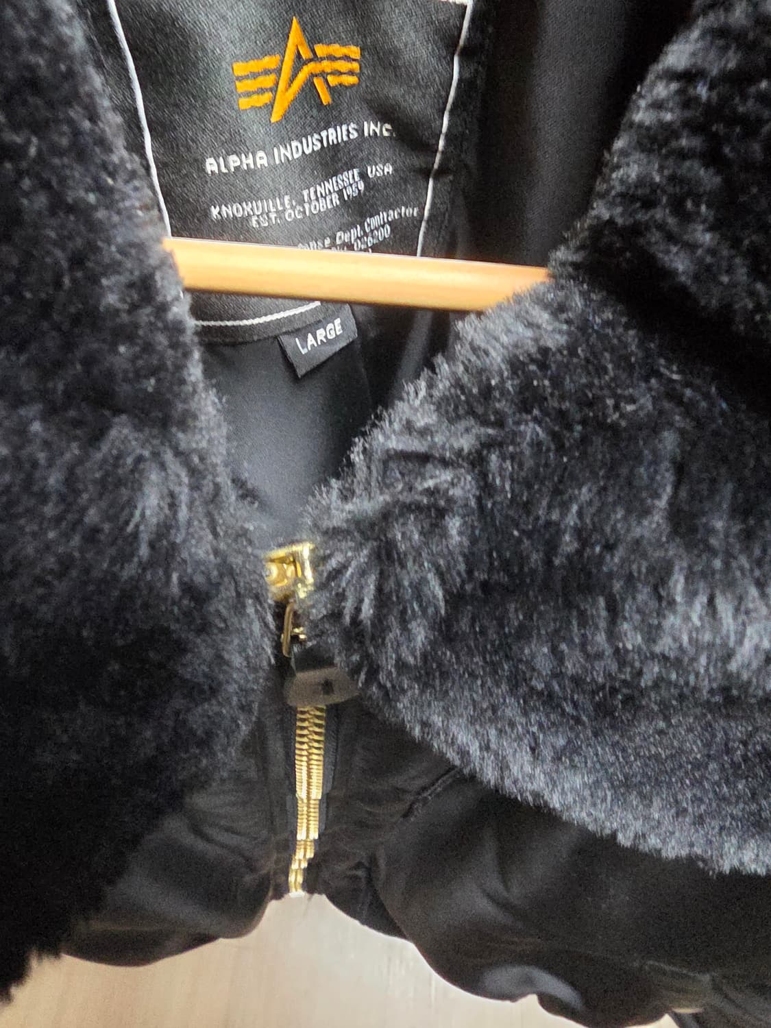 새상품 알파인더스트리 ma-1 항공점퍼 라지 사이즈 판매 상품이미지2