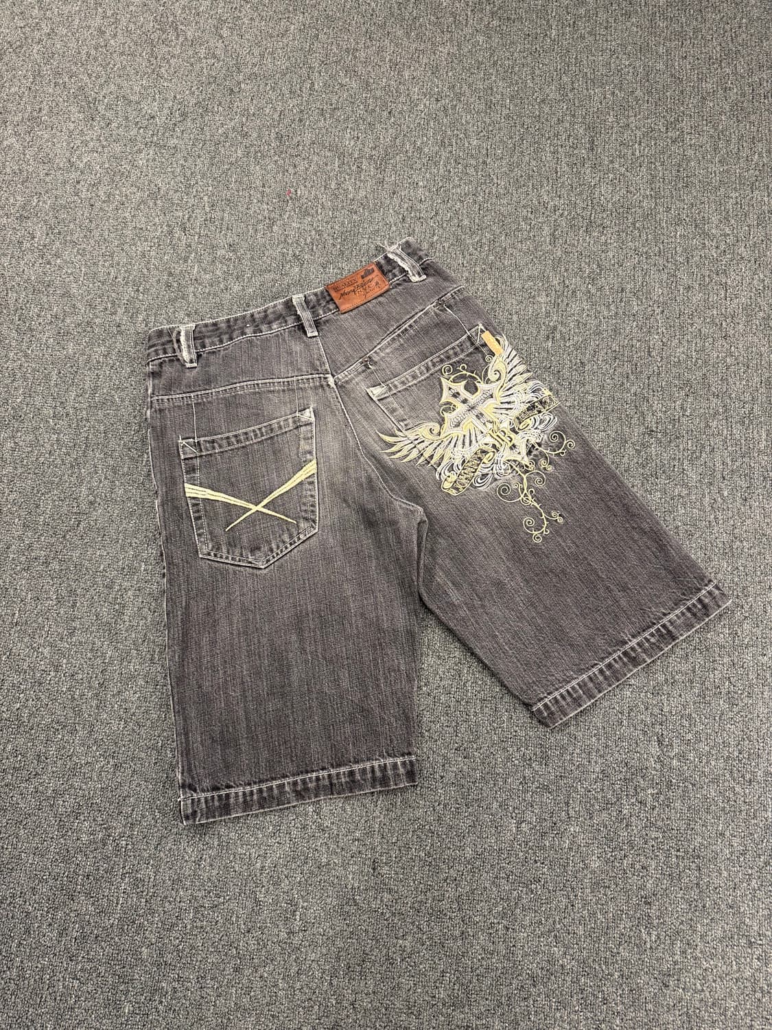 30)johnny blaze 빈티지 자수 버뮤다 데님팬츠 상품이미지4