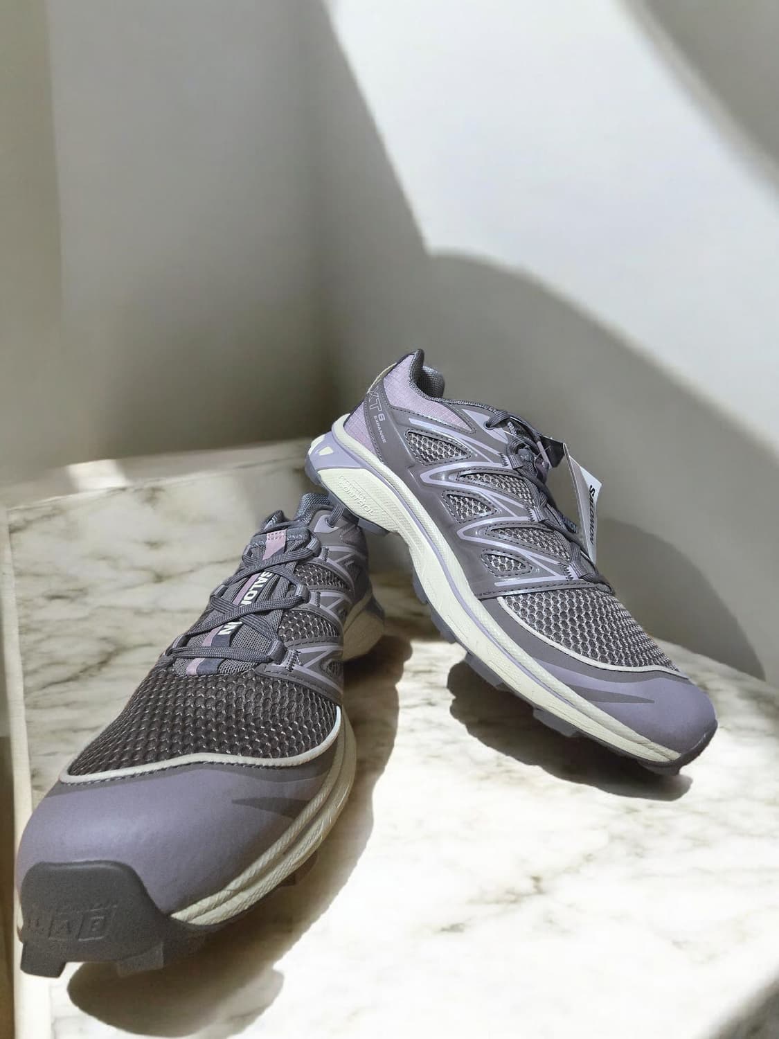 살로몬 XT-6 익스펜스 플럼 키튼270,275사이즈  판매합니다 상품이미지3