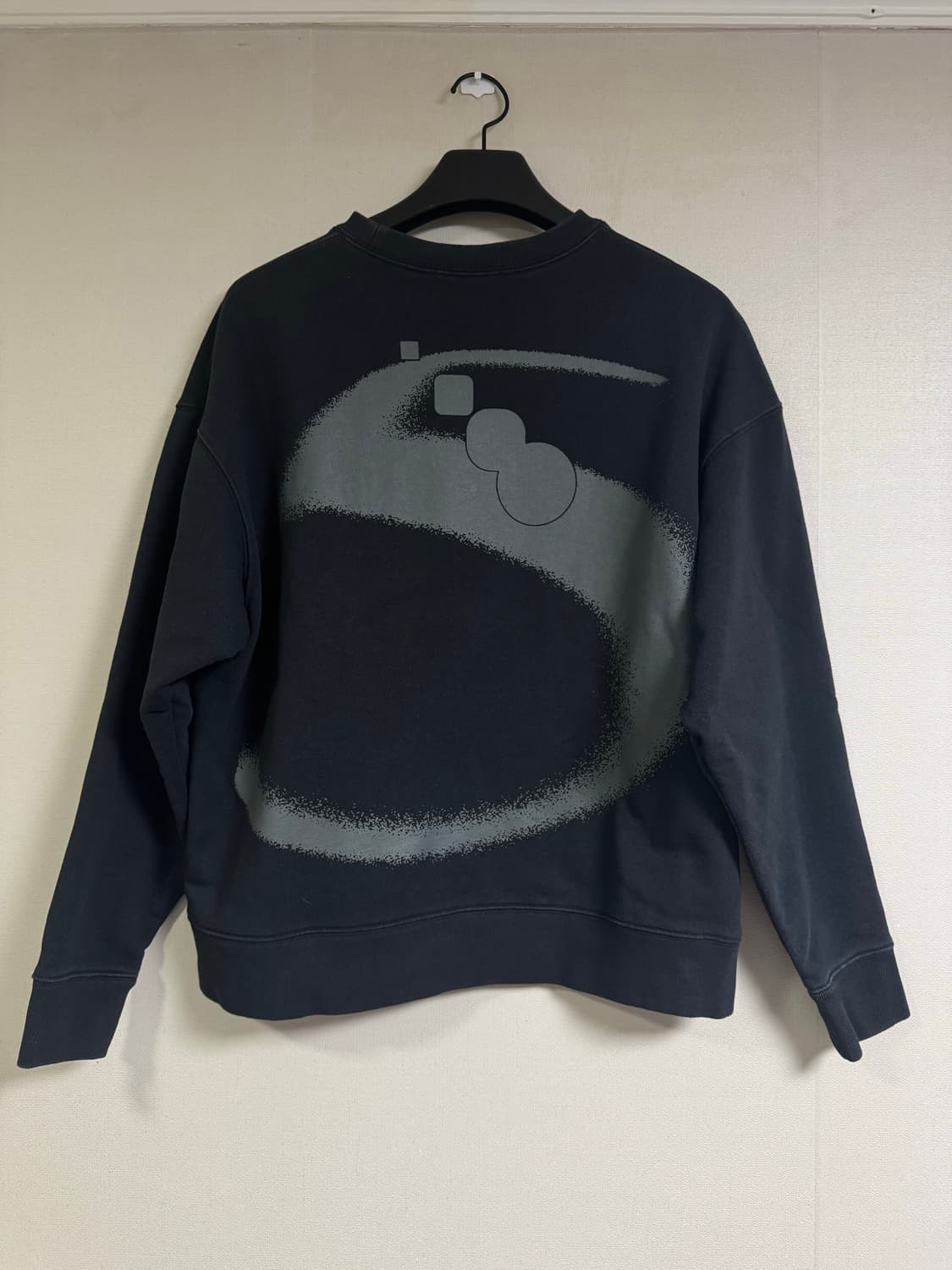 코드쿤스트 X 그램아운스파운드 콜라보 맨투맨 상품이미지5