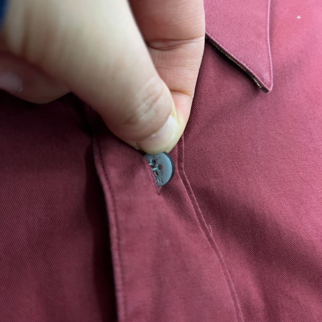 100 버버리 백화점택 기마로고 버건디 셔츠 상품이미지4