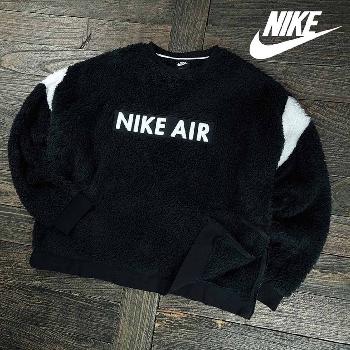 [나이키] 빅로고 자수 오버핏 쉐리파 후리스 맨투맨 블랙 M19425 상품이미지1