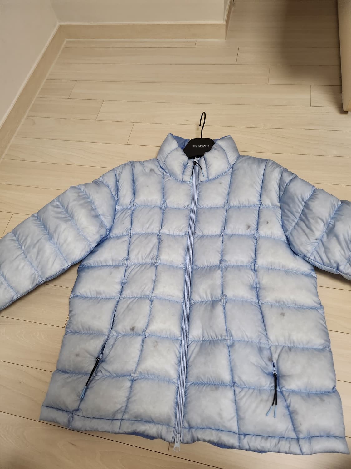 999 휴머니티 하늘색 패딩 상품이미지2
