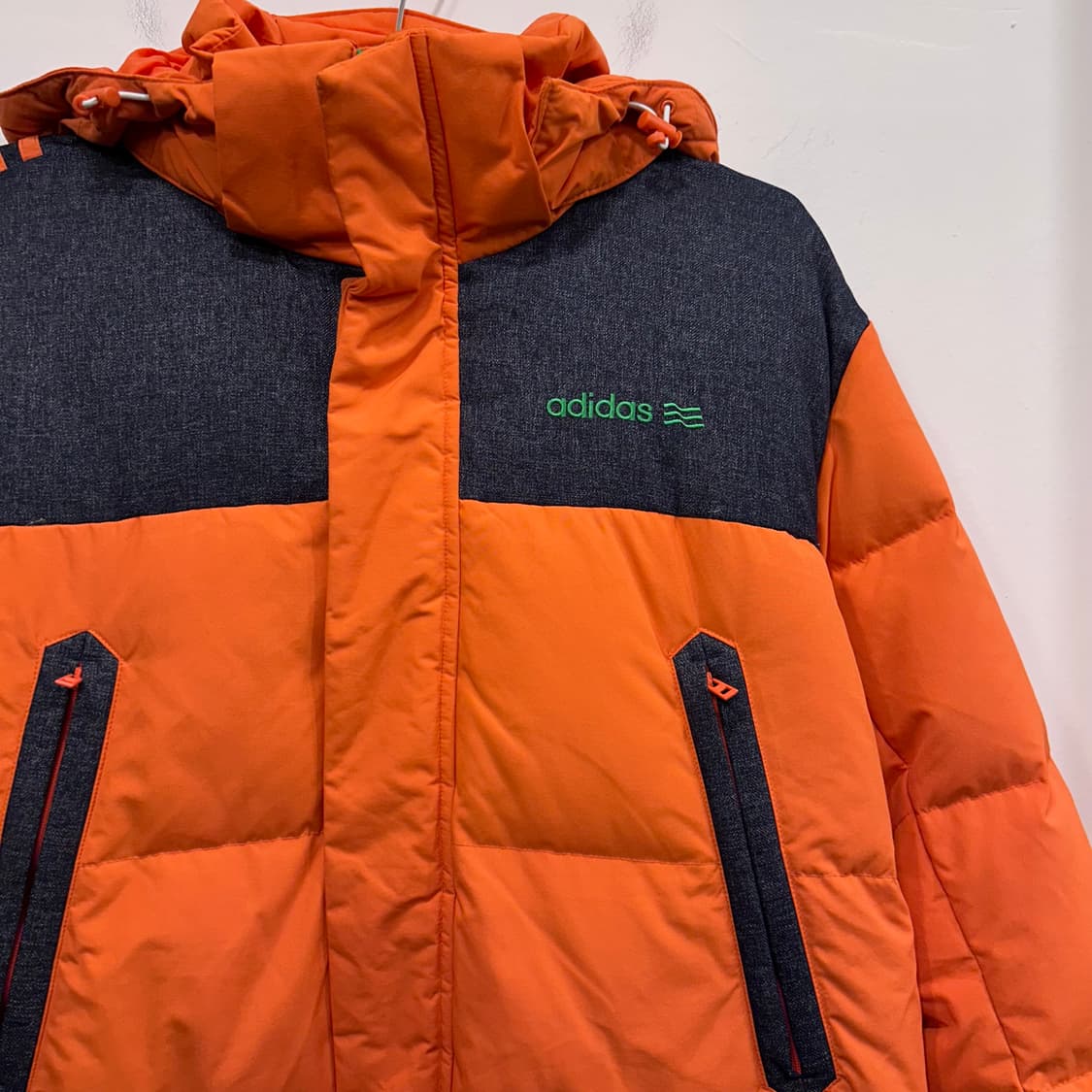 아디다스 골프 덕다운 후드탈착 포켓 패딩 상품이미지1